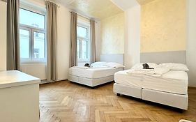 Luxury Apartment At Famous Vienna Kutschkermarkt