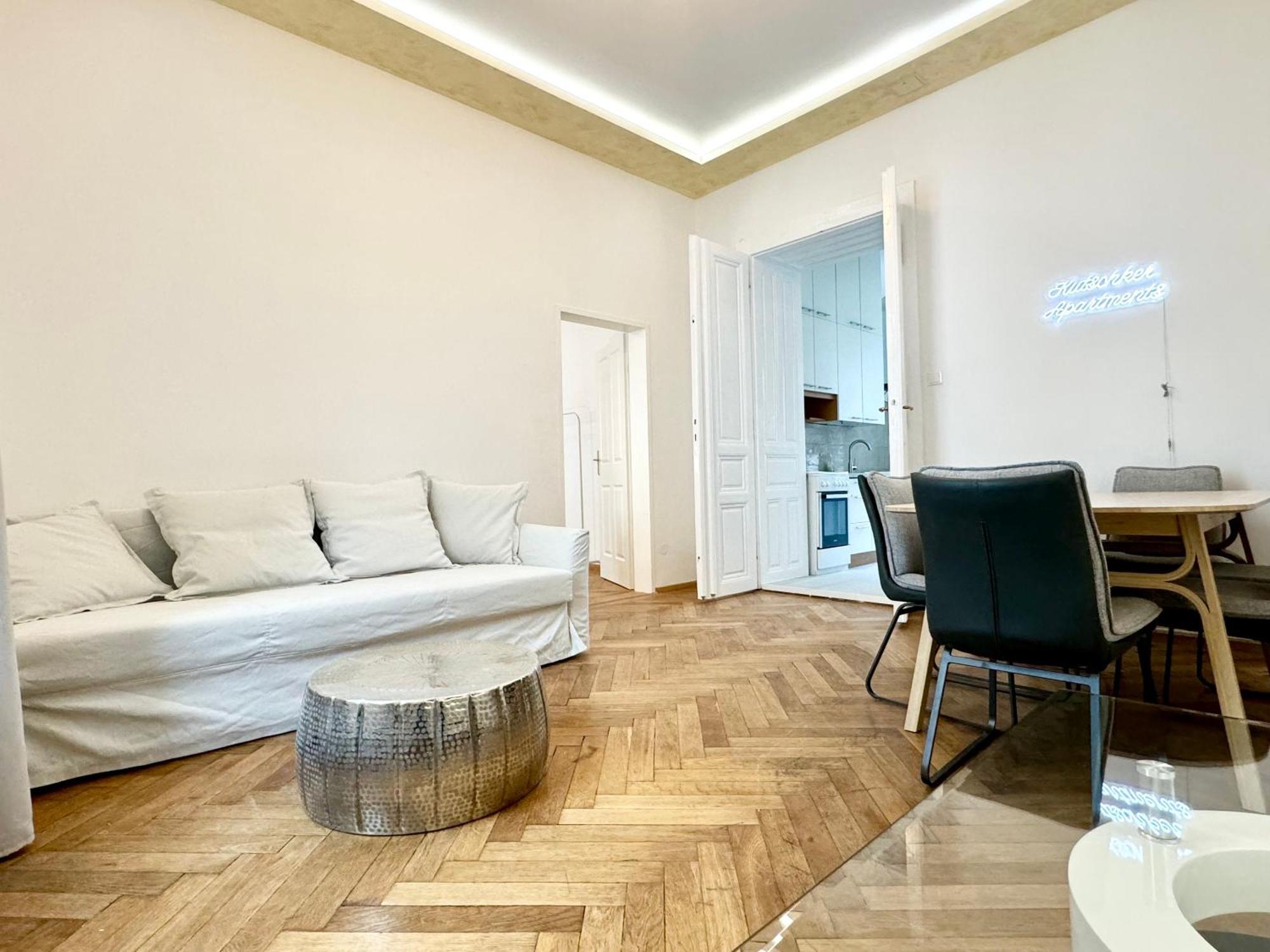 Luxury Apartment At Famous Vienna Kutschkermarkt Buitenkant foto