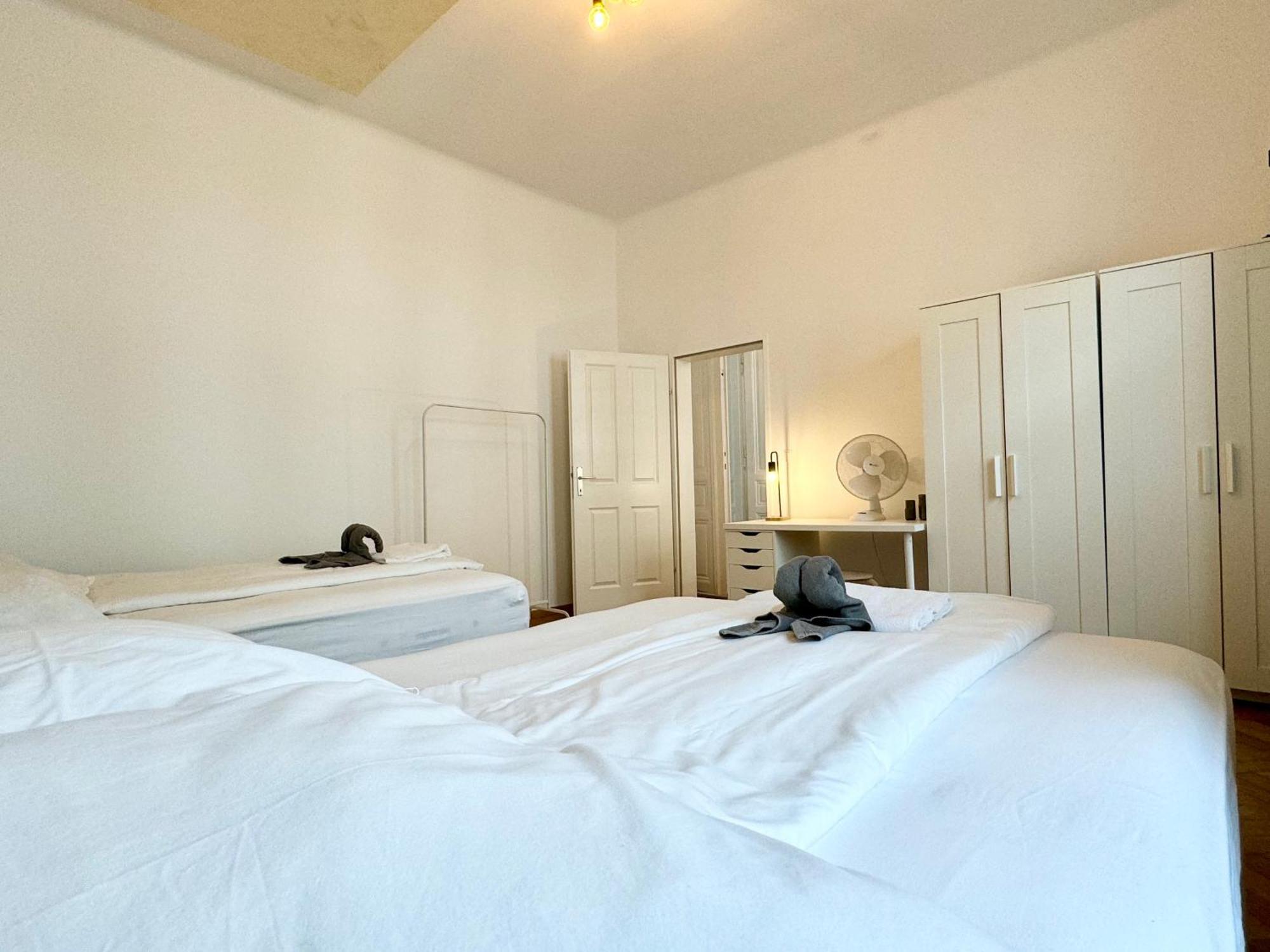 Luxury Apartment At Famous Vienna Kutschkermarkt Buitenkant foto