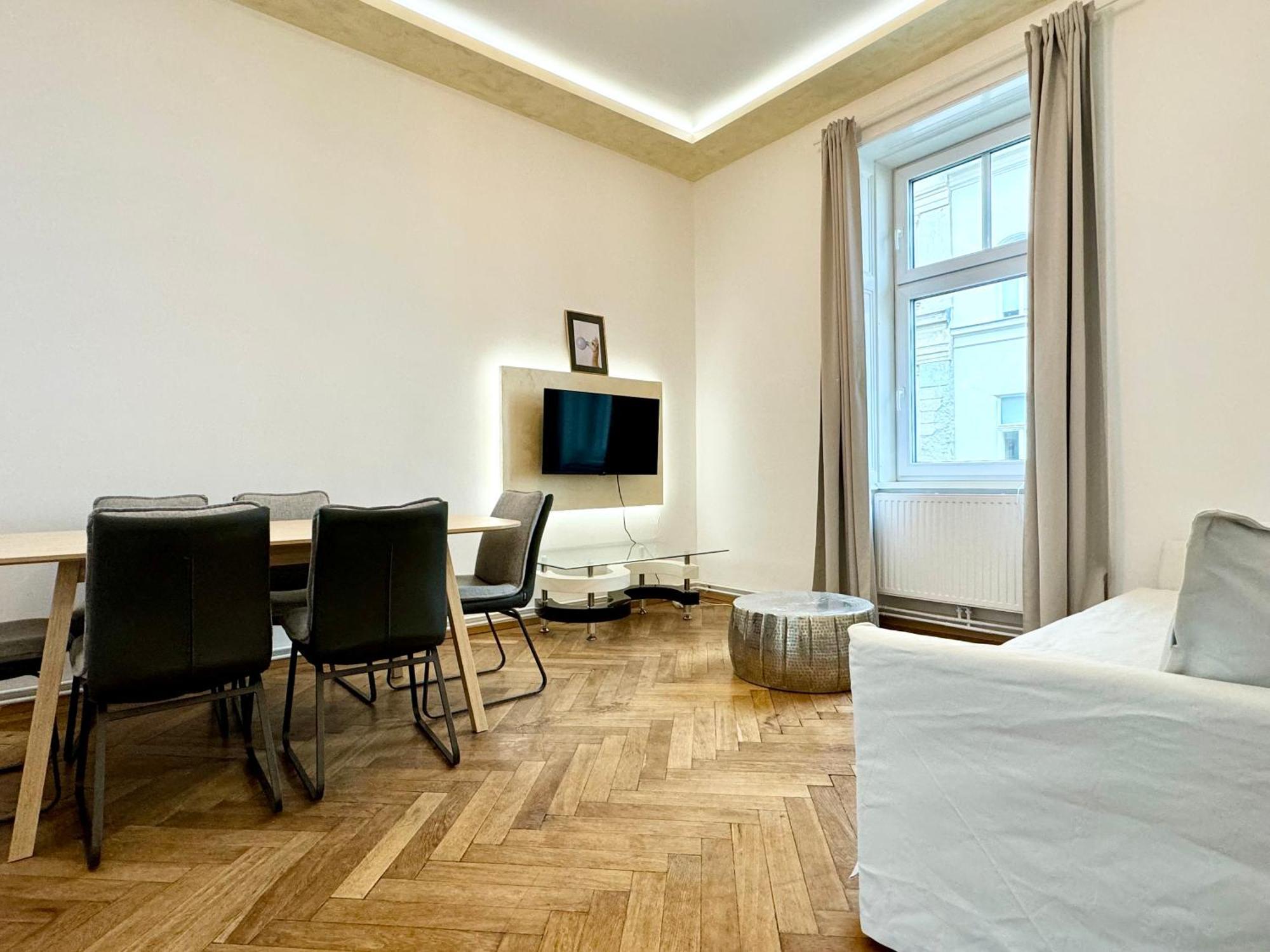 Luxury Apartment At Famous Vienna Kutschkermarkt Buitenkant foto